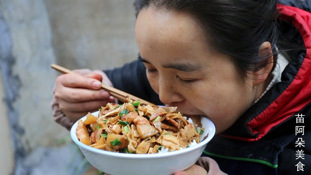 苗阿朵最新美食探索之旅，独特风味的美食盛宴